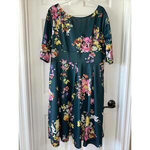 Nemidor Women's Size 18 Short Sleeve Midi Dress Pleated Green Multi Floral